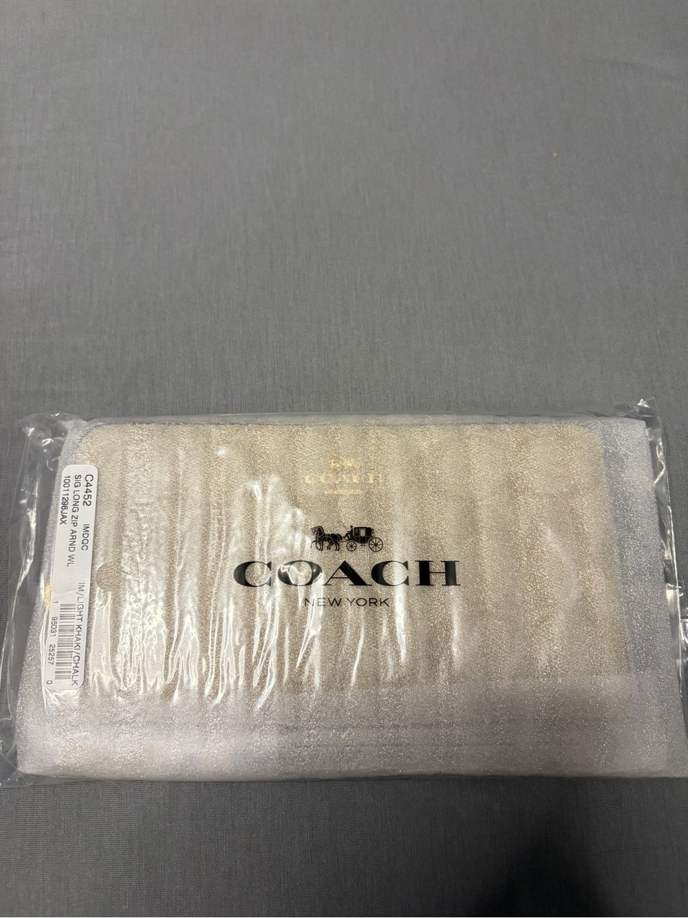 NWT Coach Signature Logo Wallet/Wristlet in Light Khaki/Chalk with Gold Hardware